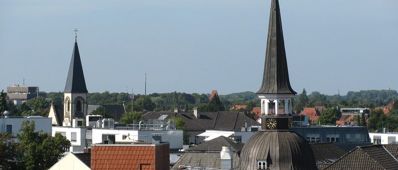 Blick über die Dächer der Oldenburger Innenstadt mit dem Lappan